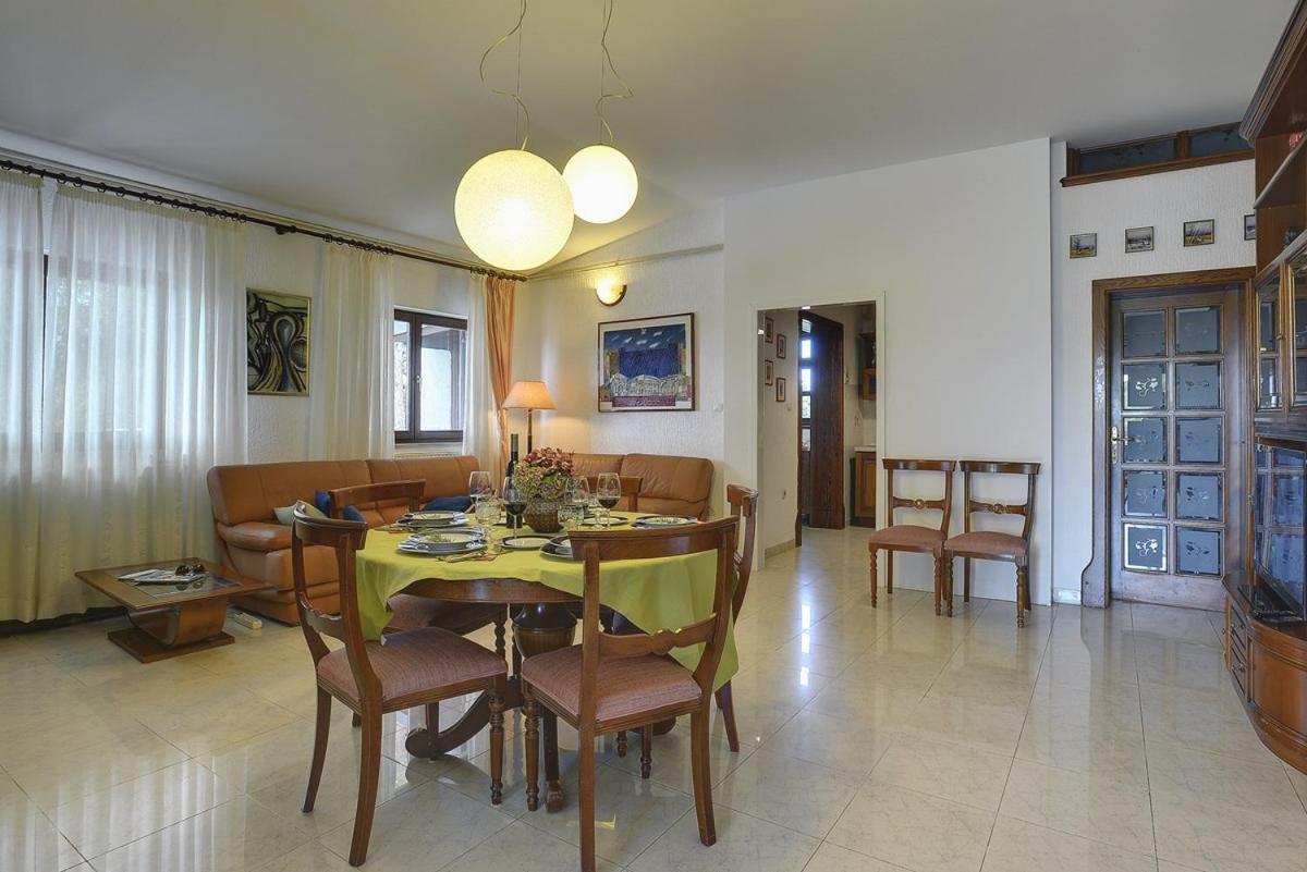 Villa Mima Banjole Buitenkant foto